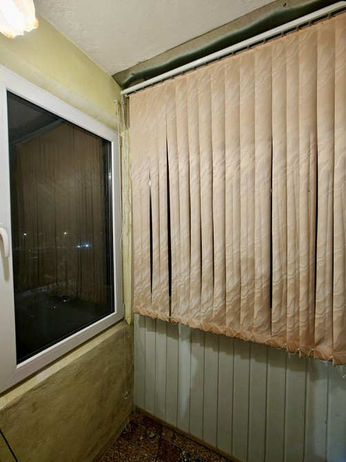 Здам 1 кімнатну, ПОЛЄТАЄВА (НЕБЕСНОЇ СОТНІ), ЗАСКЛЕНИЙ балкон, вільна! Чернівці - зображення 6