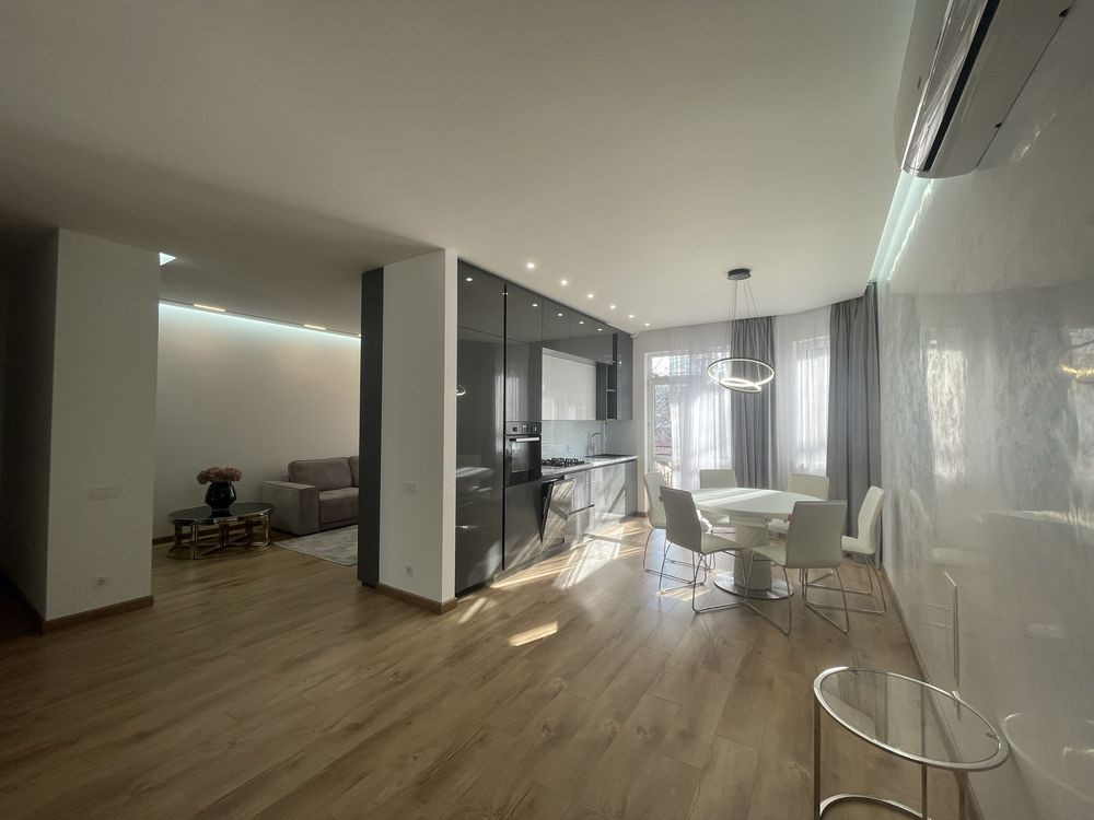 Оренда 2-кімнатної квартири + студіо в ближньому центрі, вул. Сахарова Львов - изображение 1