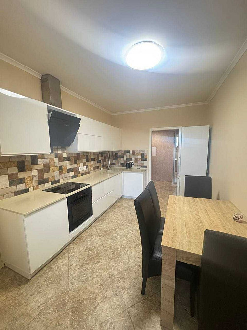 Затишна двокімнатна квартира 75 м.кв.  ЖК «Сирецький бояр». Київ - зображення 1