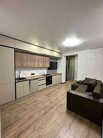 Оренда 2к квартири на Набережній Перемоги Дніпро