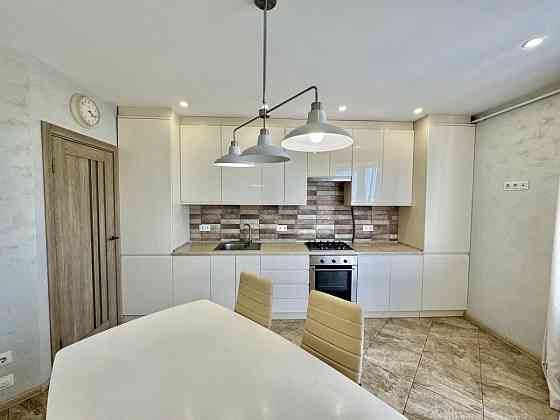 Оренда двокімнатної квартири по вул .Незалежності Ивано-Франковск