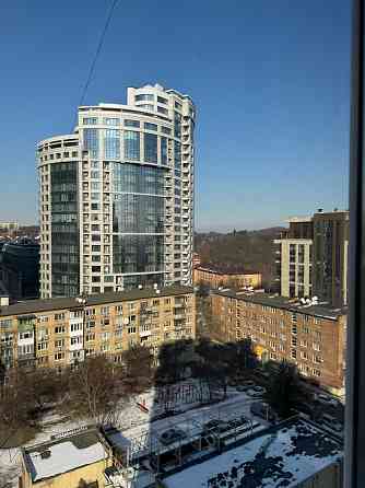 Печерськ, трикімнатна роздільні кімнати, поряд ботанічний сад Киев