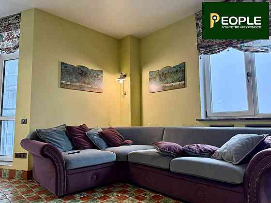 Розкішна 4-к у ЖК "Тріумф" з авторським інтер’єром та панорамним видом Киев