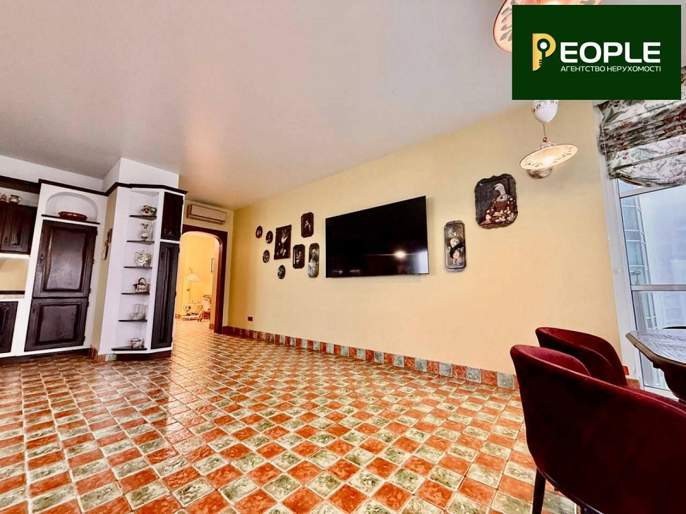 Розкішна 4-к у ЖК "Тріумф" з авторським інтер’єром та панорамним видом Киев - изображение 7