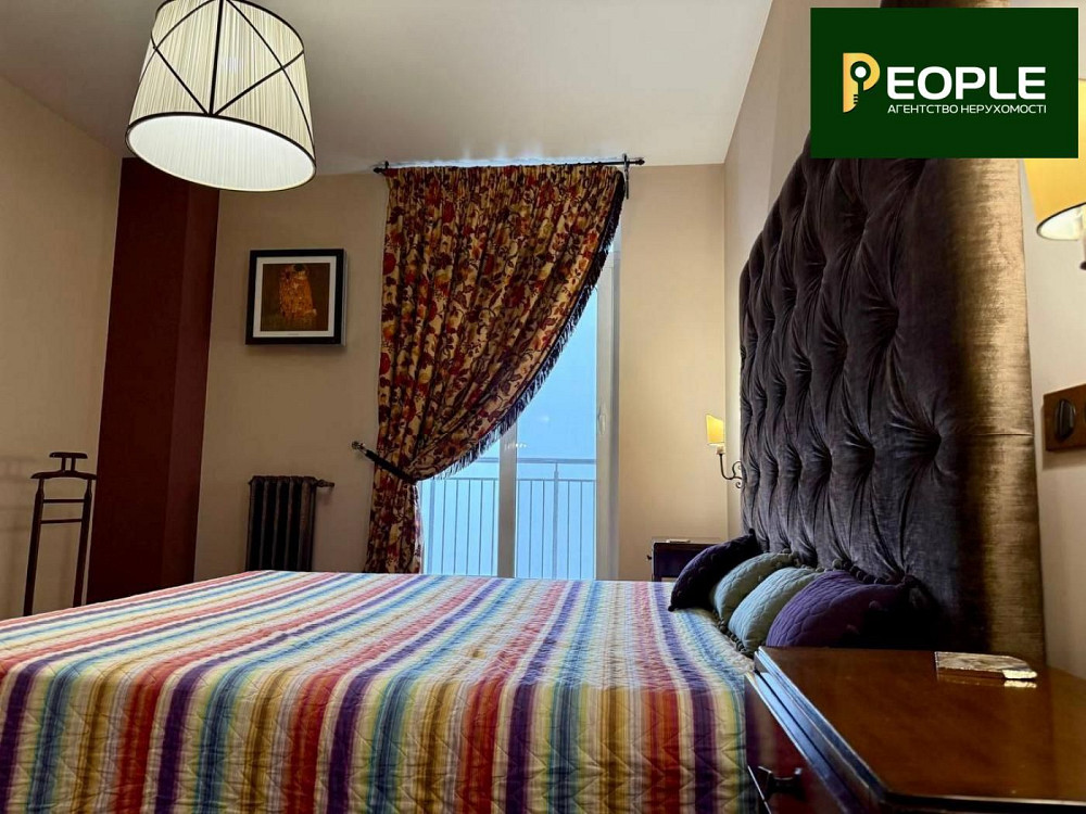 Розкішна 4-к у ЖК "Тріумф" з авторським інтер’єром та панорамним видом Киев - изображение 4