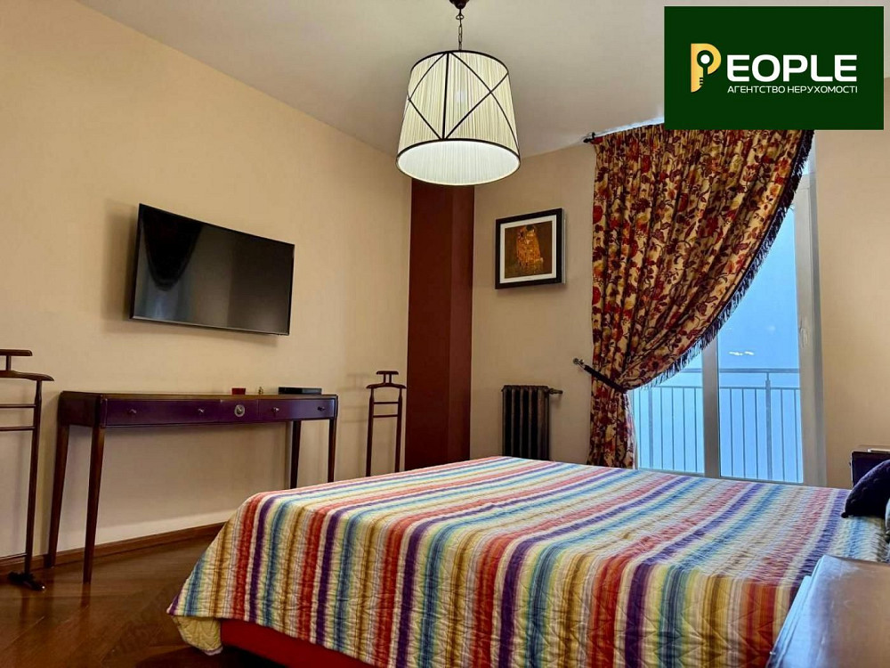 Розкішна 4-к у ЖК "Тріумф" з авторським інтер’єром та панорамним видом Киев - изображение 3