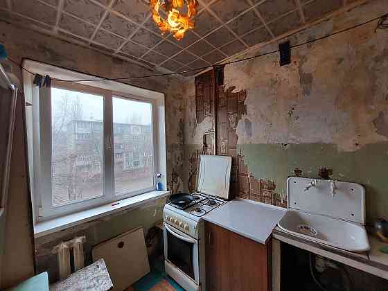 2 комн Артем улица. Балакина (Павла Глазового) Кривой Рог