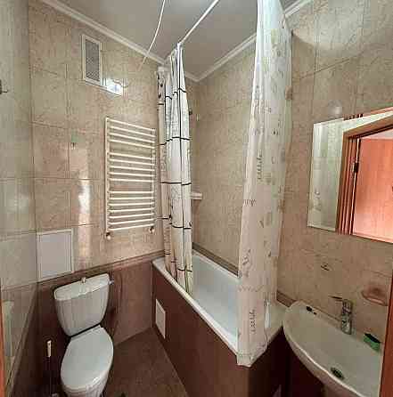 Простора квартира в найкразому дворі міста.Набережний квартал. ід36627 Хмельницький