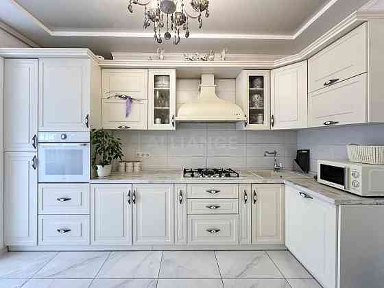 3к квартира з дизайнерським ремонтом у центрі Івано-Франківськ