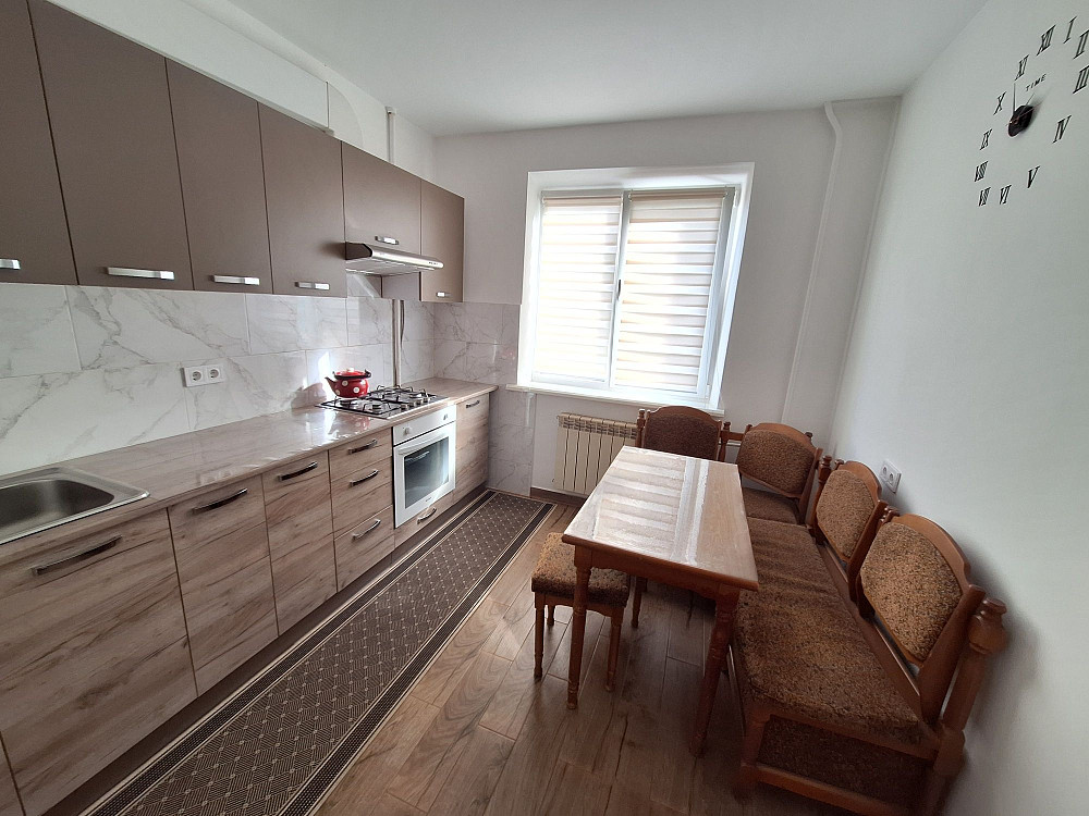 Оренда 2-кім.квартири на Бульварі, 14 Чернівці - зображення 1