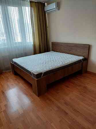 Сдам 2х комнатную Максимовича 3г,  ЖК "4 Сезона" Киев