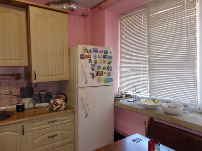 Терміново здам в оренду 3-кімнатну квартиру в р-ні ТЦ "Дастор" ! Ужгород - зображення 2