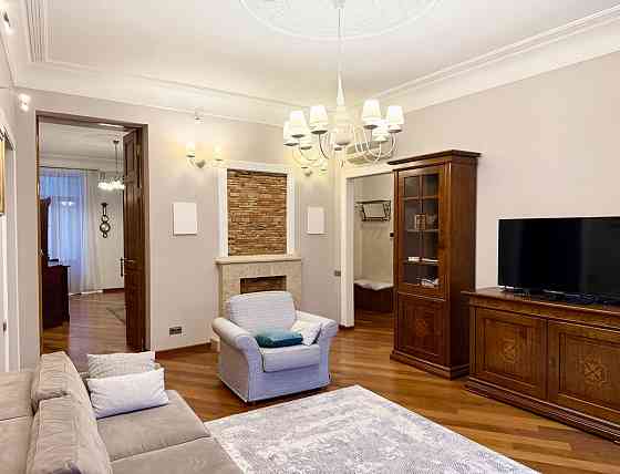 130 м2 з ремонтом. Рейтарська 17, Золоті Ворота, Софія, Ярославів вал Киев