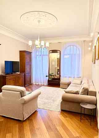 130 м2 з ремонтом. Рейтарська 17, Золоті Ворота, Софія, Ярославів вал Киев