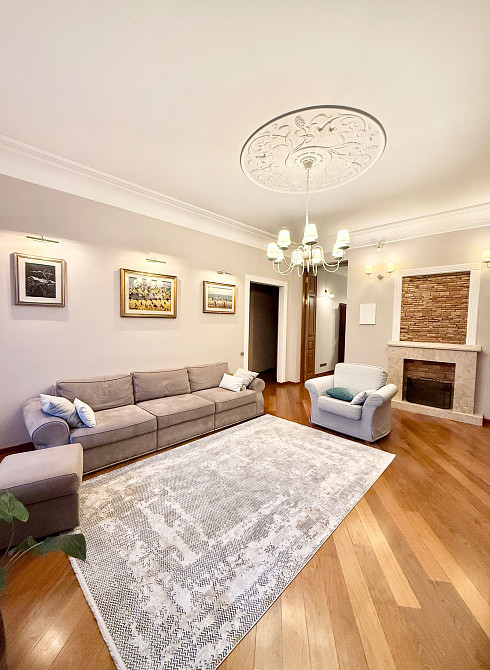 130 м2 з ремонтом. Рейтарська 17, Золоті Ворота, Софія, Ярославів вал Київ - зображення 1