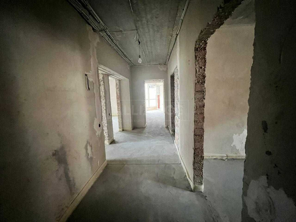 Продаж 3км квартири з чорновим ремонтом площею 83,8 м² вул. Бандери Ивано-Франковск - изображение 6