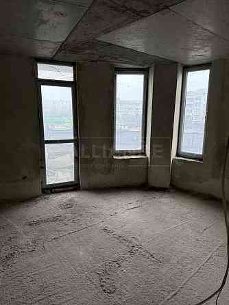 Простора 2 кімнатна квартира по вул.Довженка Івано-Франківськ