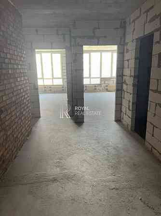 Продаж 3к квартири 82 м2 в ЖК «Новопечерська Вежа» без ремонту Киев