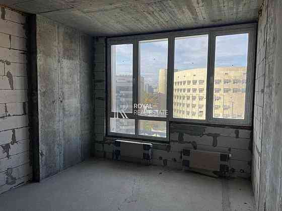 Продаж 3к квартири 82 м2 в ЖК «Новопечерська Вежа» без ремонту Киев