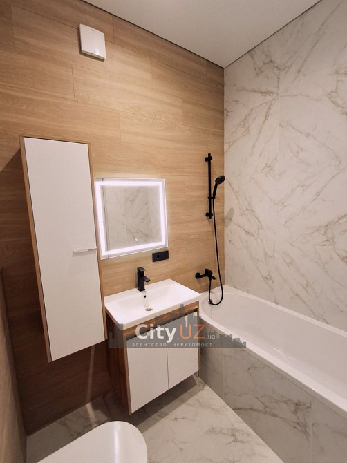 Продається простора 2 кім квартира Ужгород - зображення 1