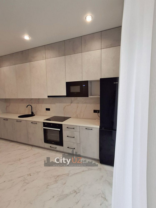 Продається простора 2 кім квартира Ужгород - зображення 8