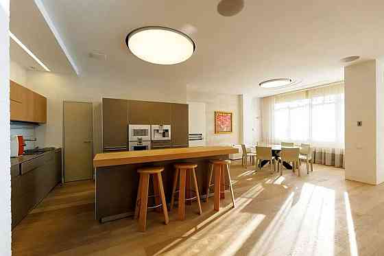 VIP-пропозиція! 3к 208м2 Грушевського 9а Маріїнськиї парк | Мазепи 11б Киев