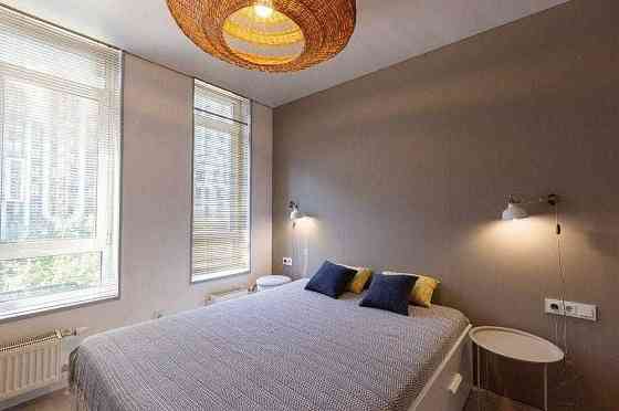 Чудова Квартира в ЖК Республіка з дизайнерським ремонтом метро Теремки Киев