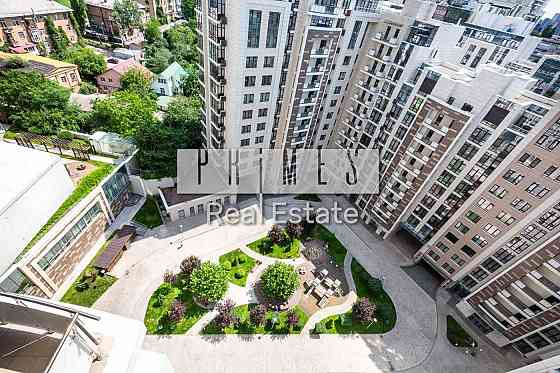 Продаж 4-к квартири  149 м2  Бульвар фонтанів , вид на алею фонтанів Київ