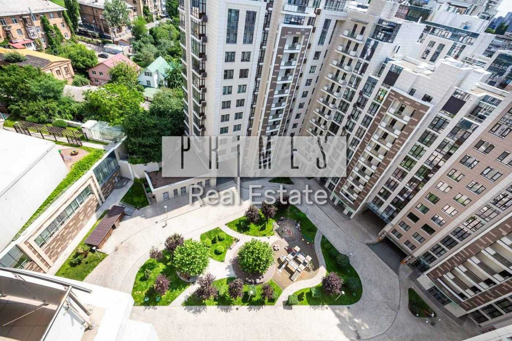 Продаж 4-к квартири  149 м2  Бульвар фонтанів , вид на алею фонтанів Киев - изображение 2