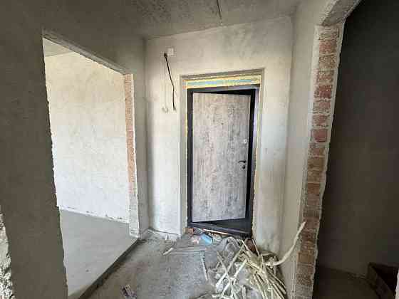 Продам 1 кімнатну квартиру в зданому будинку неподалік озера та парку Ивано-Франковск