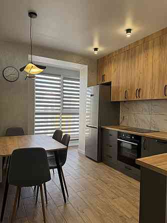 Продаж 3 кімнатної квартири на Щасливому Ровно