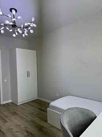 Продаж 3 кімнатної квартири на Щасливому Ровно