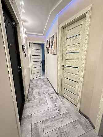 Продам 2-кімнатну квартиру з якісним ремонтом 129кв.. Кривой Рог