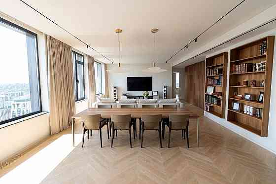 Продається 4-кімнатна видова квартира в преміальному ЖК «Tetris Hall» Київ