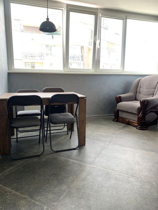 1 кімнатна квартира з відокремленою зоною спальні в м. Вишгород Вышгород - изображение 4