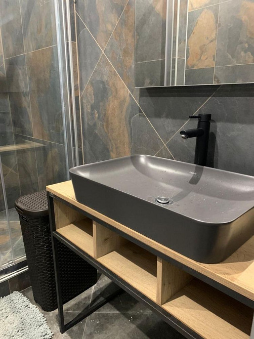 1 кімнатна квартира з відокремленою зоною спальні в м. Вишгород Вышгород - изображение 7