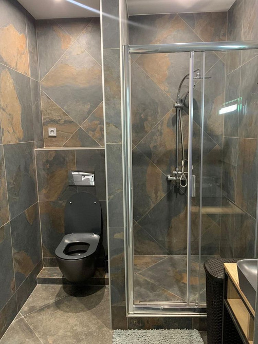 1 кімнатна квартира з відокремленою зоною спальні в м. Вишгород Вышгород - изображение 6