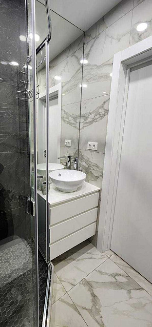 Центр города. Рядом парк. Сдам очень уютную двухкомнатную квартиру. Дніпро - зображення 6