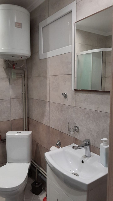 Сучасна однокімнатна квартира в Центрі . Площа Ганібала . Херсон - зображення 8