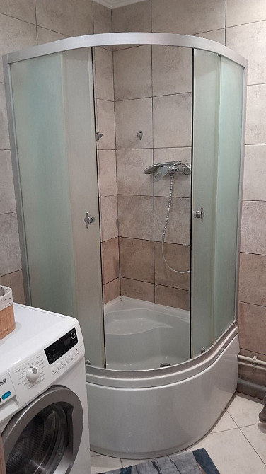 Сучасна однокімнатна квартира в Центрі . Площа Ганібала . Херсон - зображення 7