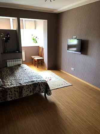 2 кімнатна квартира,Малишка,5 хв метро Київ