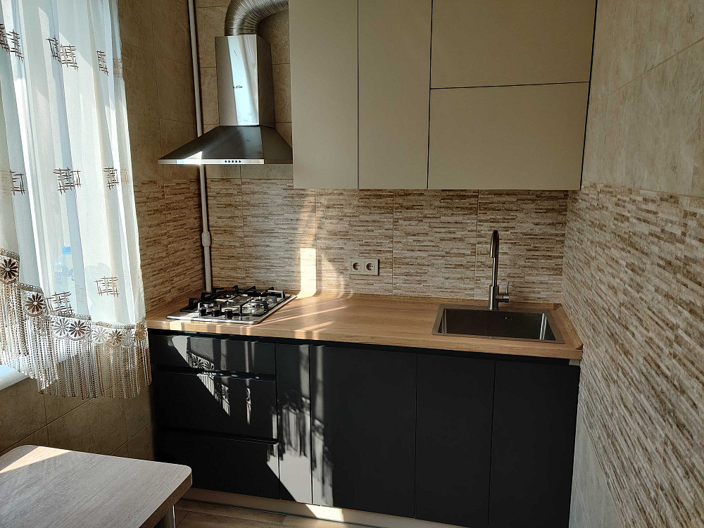 Сдам свою 1 комн.кв. м. Холодная Гора  2 минуты,  5/9, Харьков - изображение 2