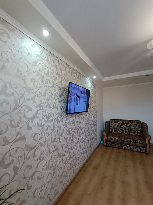 Продається чудова 2-ох кімнатна квартира поруч з центром міста Кам`янець-Подільський - зображення 5