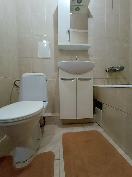 Продається чудова 2-ох кімнатна квартира поруч з центром міста Кам`янець-Подільський - зображення 8