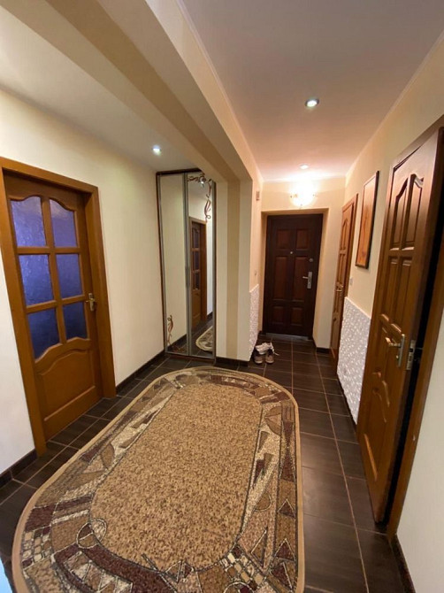 Продаж великоі 2кім квартири Ужгород - изображение 8