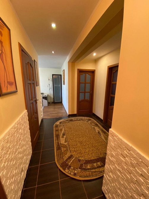 Продаж великоі 2кім квартири Ужгород - изображение 3