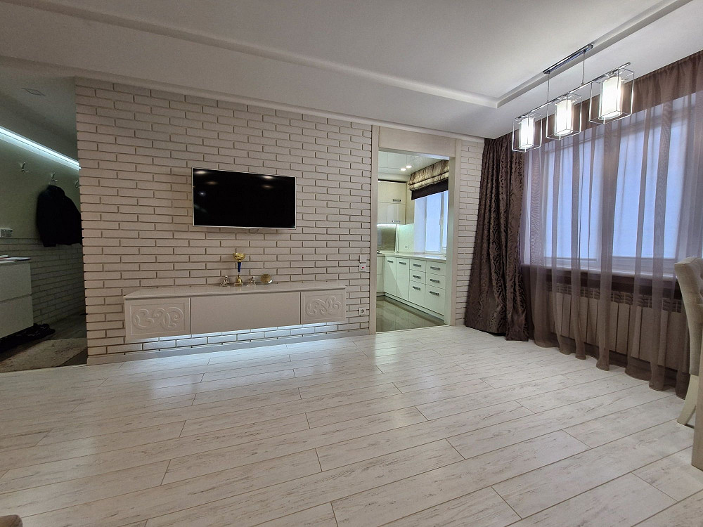 Топ пропозиція! Шикарна 2-х кімнатна квартира. 97-98 квартал. Кривой Рог - изображение 3