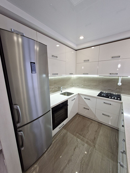 Топ пропозиція! Шикарна 2-х кімнатна квартира. 97-98 квартал. Кривой Рог - изображение 2