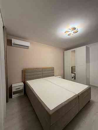 Продається гарна світла 1,5 кімнатна квартира поруч з парком Ужгород