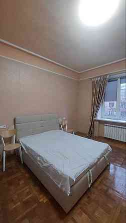 Центр Сталинка 70м2 Этаж 3/5 Газовая Колонка! м.Научная Харьков